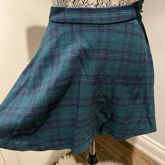 3 for $40 Forever 21 plaid skater skirt size XS - Picture 2 of 3